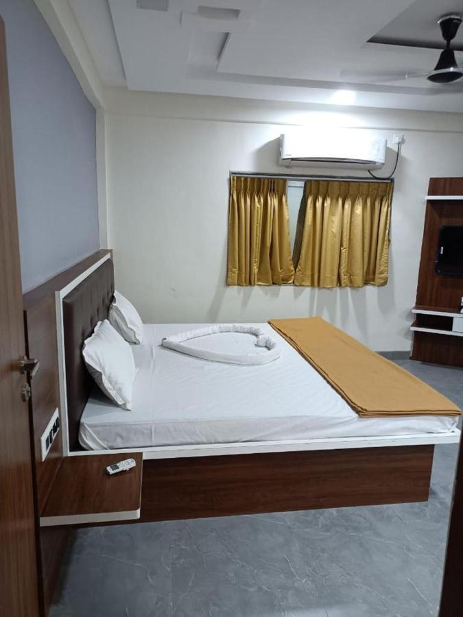 Sea View Beach Resort Alībāg Eksteriør billede