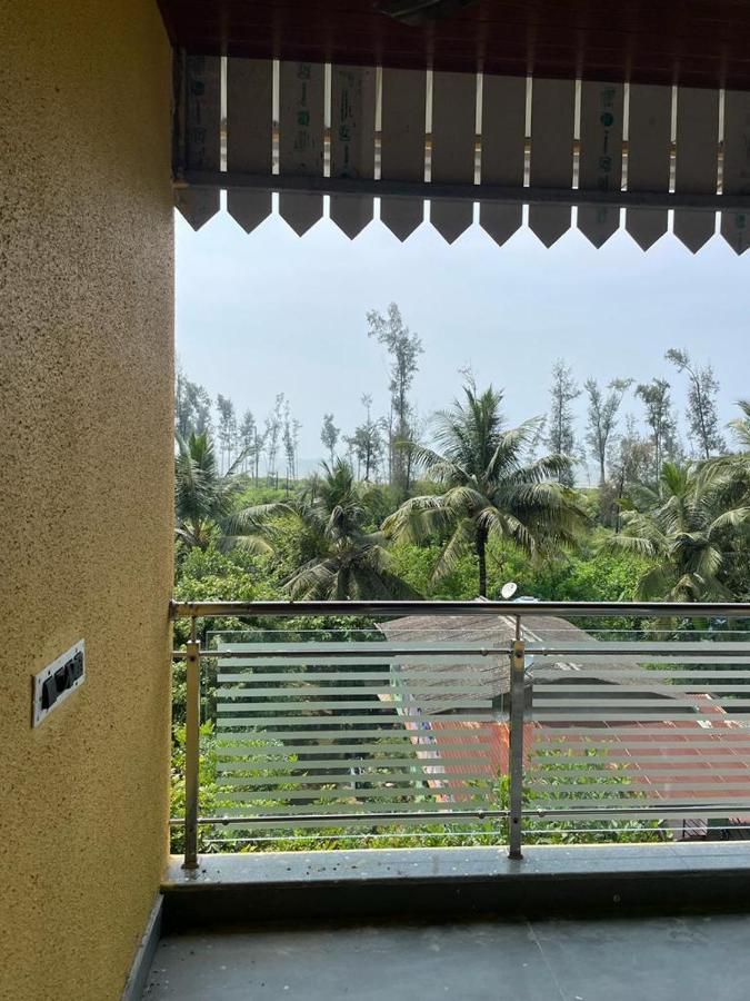 Sea View Beach Resort Alībāg Eksteriør billede